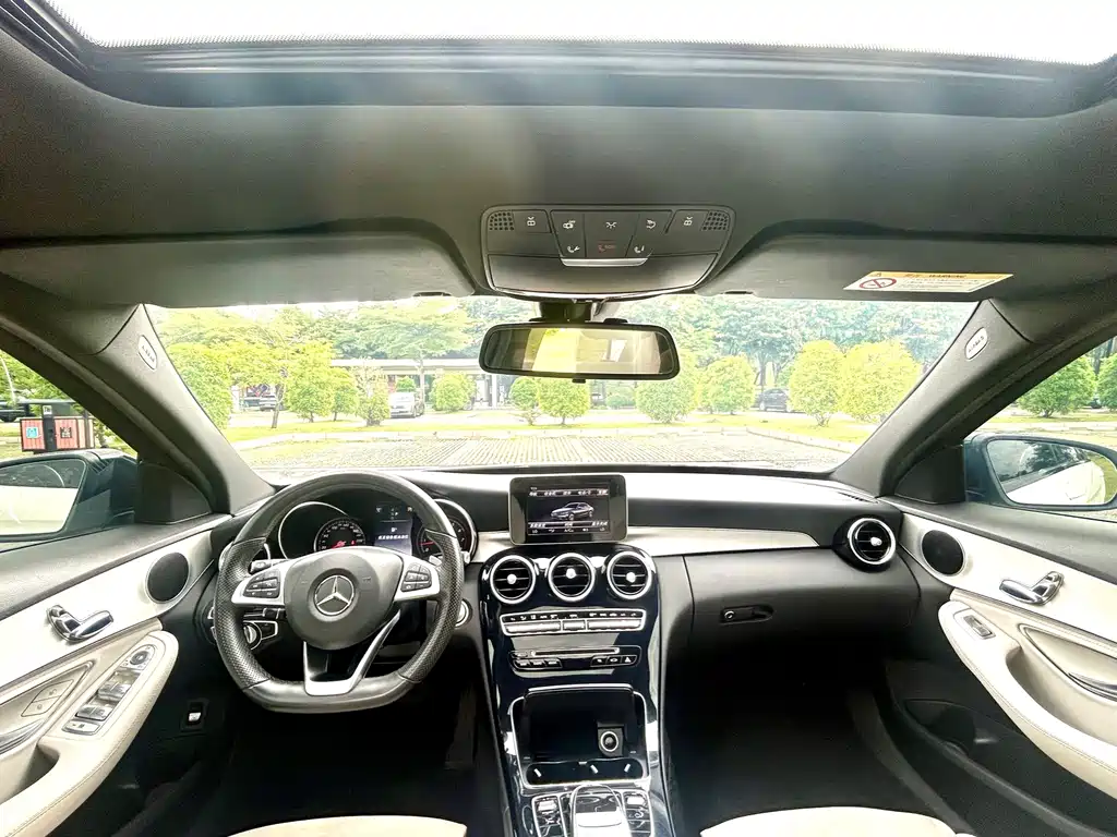 Mercedes-Benz C-Class 2017 — фото 18
