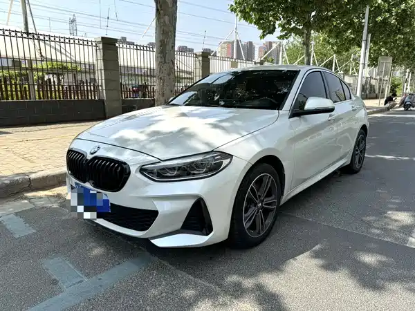 BMW 1 Series 2022