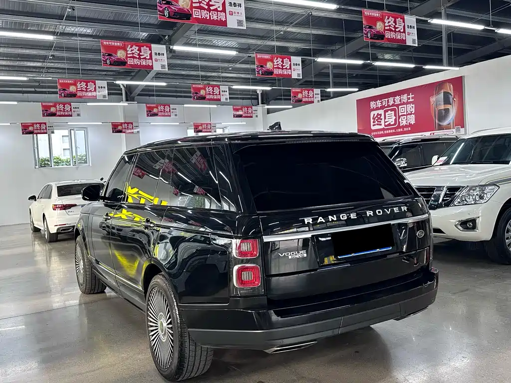 Land Rover Range Rover 2018 — фото 10