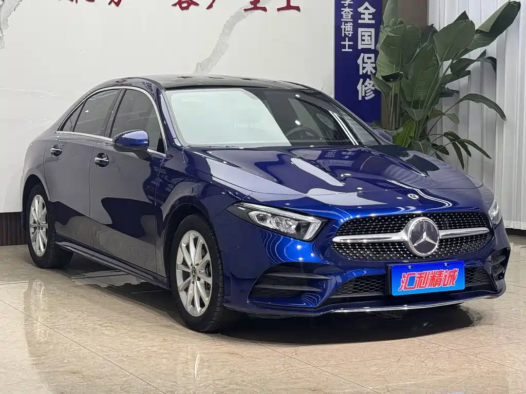 Mercedes-Benz A-Class 2022 — фото 3