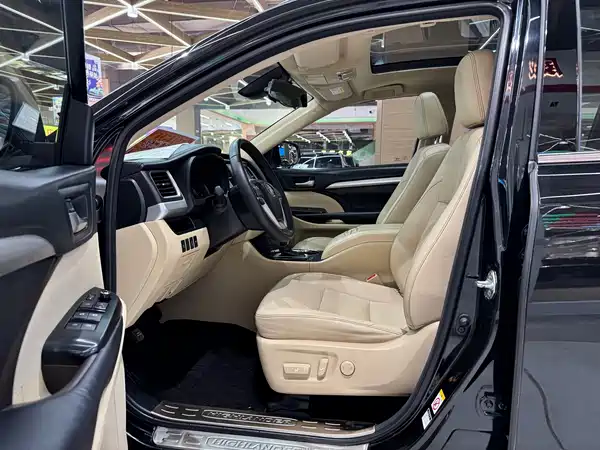 Toyota Highlander 2018
