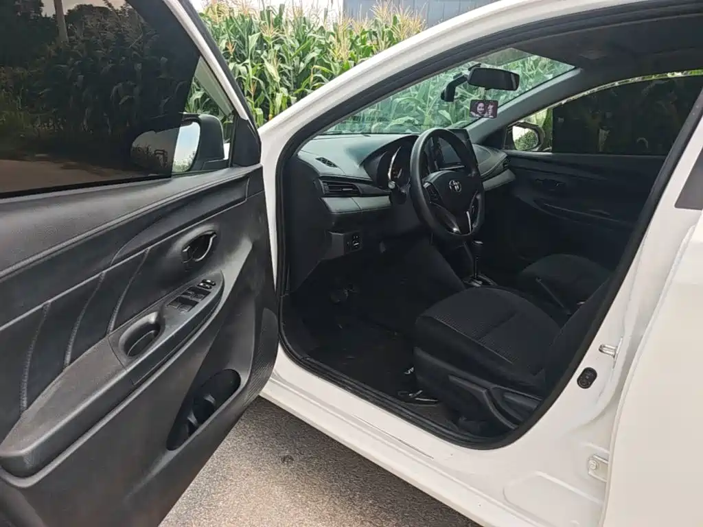 Toyota Vios 2022 — фото 16