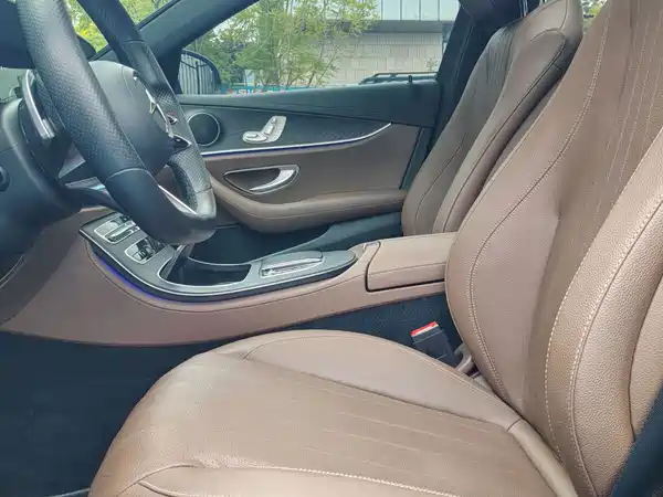 Mercedes-Benz E-Class 2021