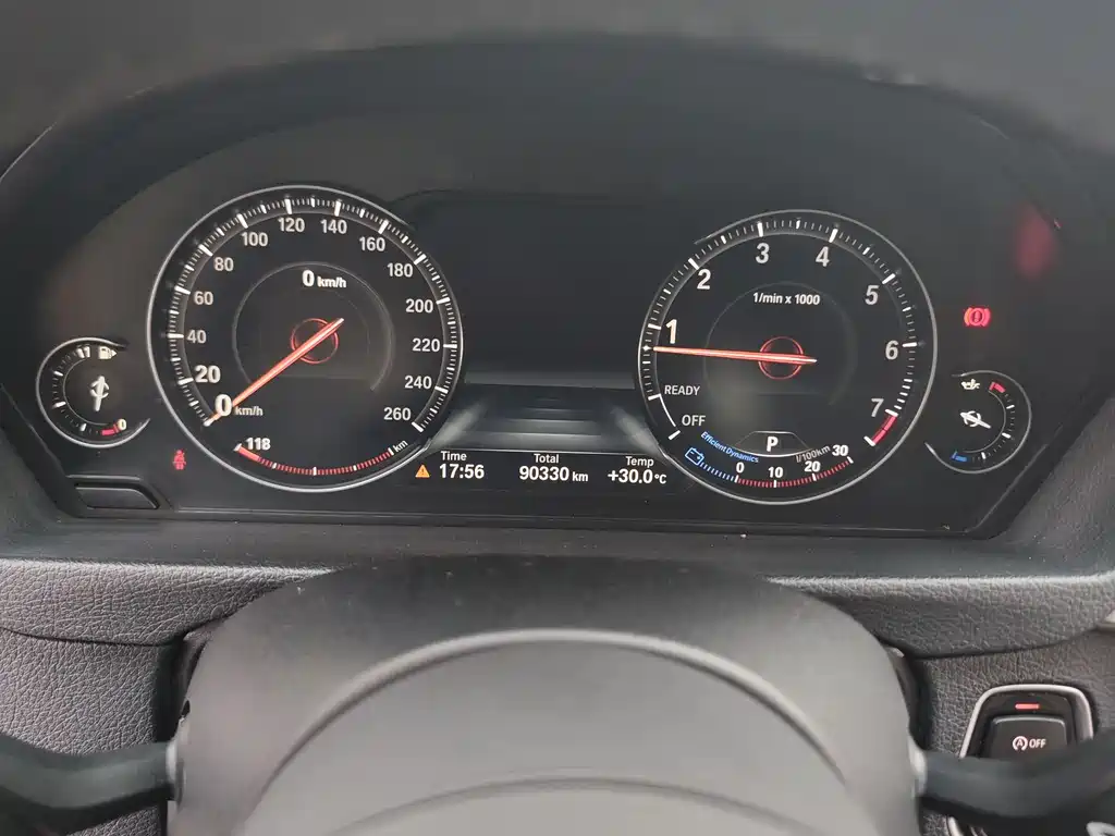 BMW 3 Series 2019 — фото 11