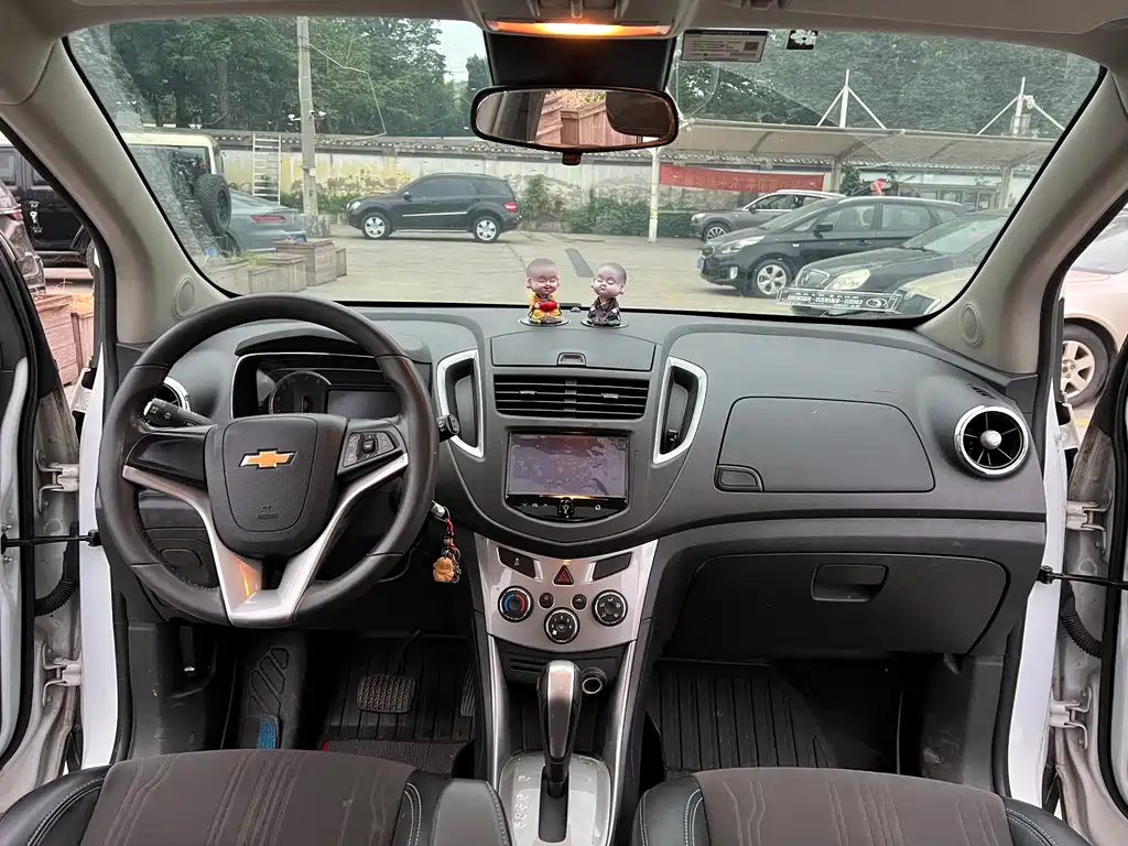 Chevrolet Trax 2015 — фото 6