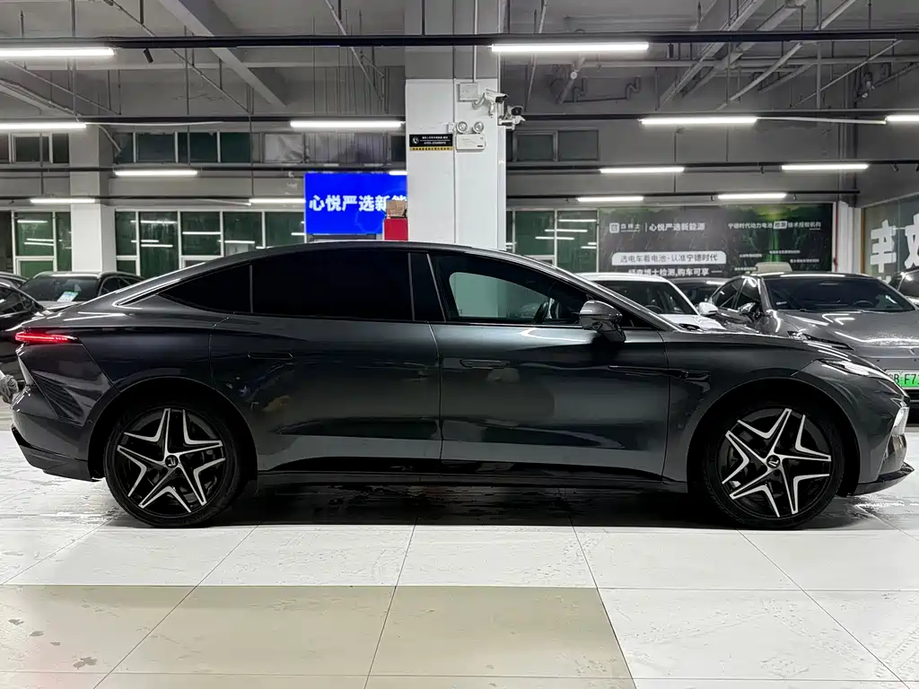Roewe Feifan F7 2023 — фото 24