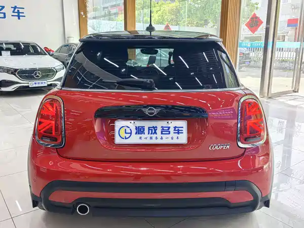MINI MINI 2022