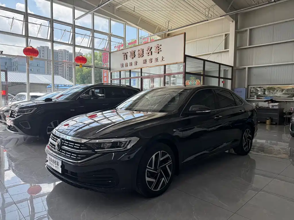 Volkswagen Sagitar 2022