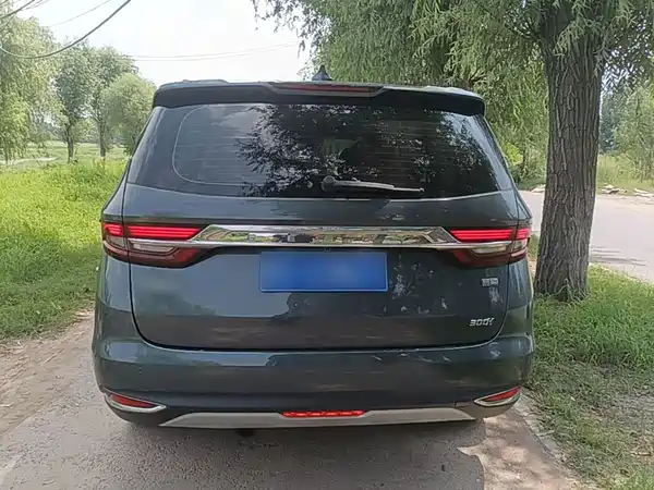 Geely Jiaji 2020