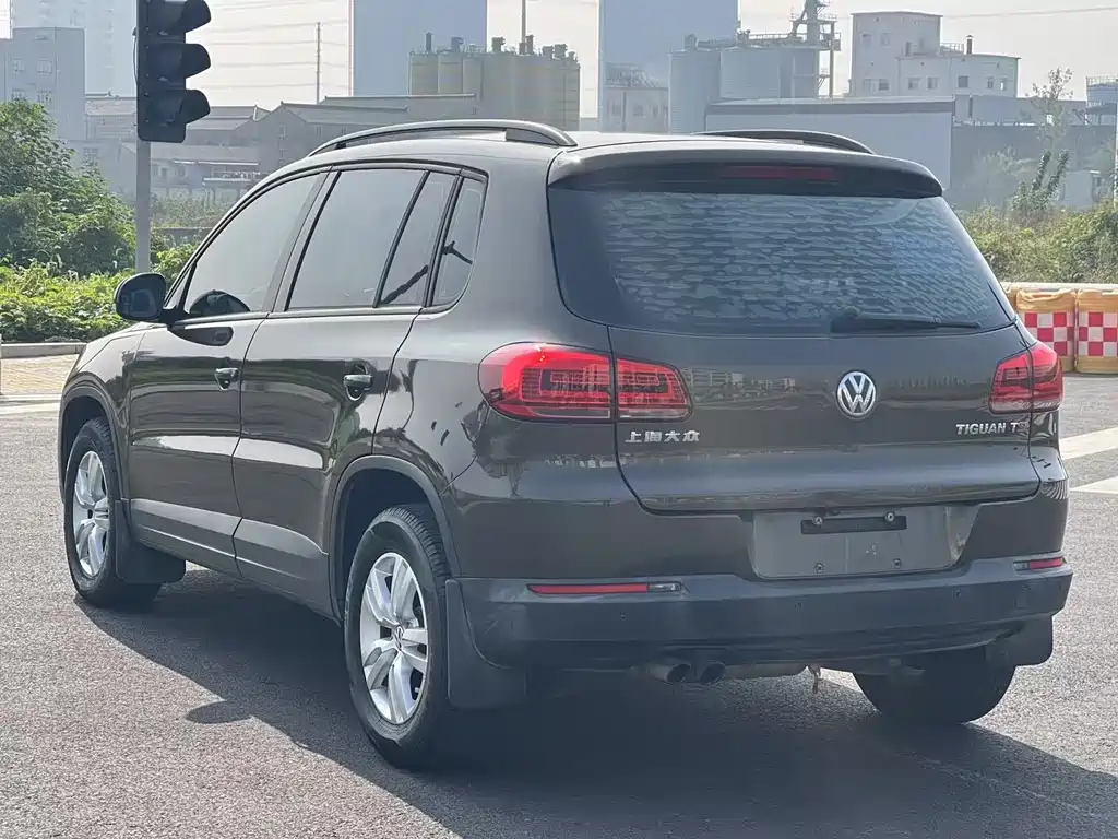 Volkswagen Tiguan 2014 — фото 8