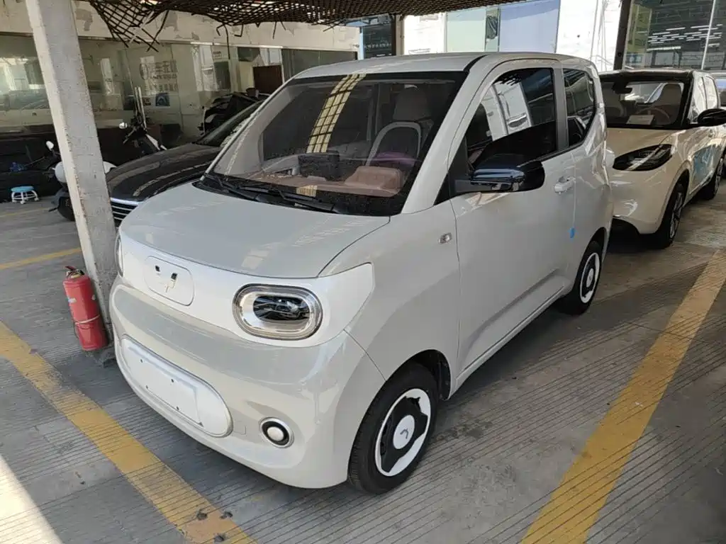 Wuling Hongguang MINIEV 2025