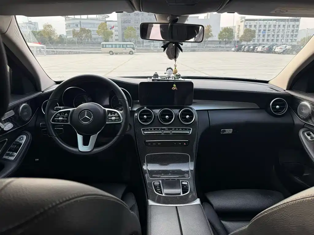Mercedes-Benz C-Class 2019 — фото 5
