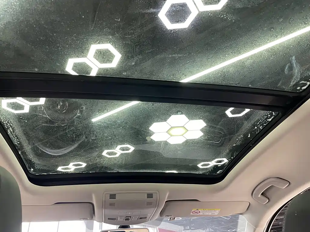Volkswagen T-Roc 2022 — фото 16