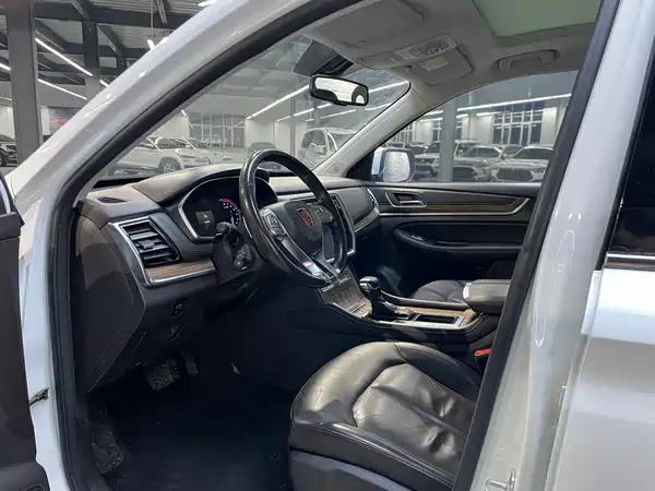 Roewe RX8 2018