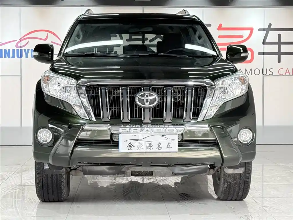Toyota Prado 2015 — фото 2