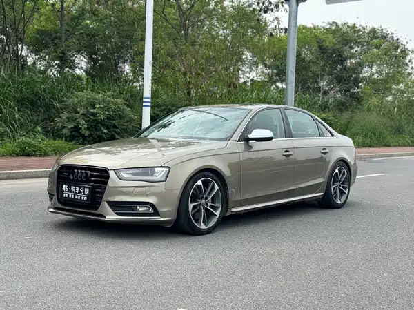 Audi A4L 2013