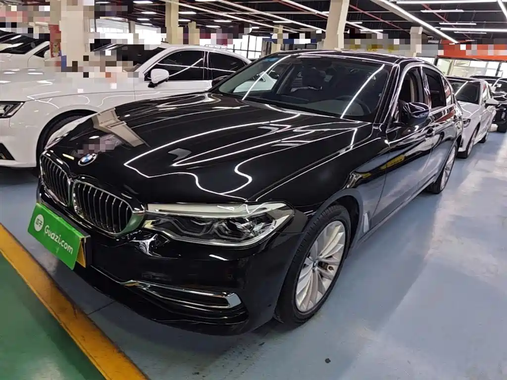 BMW 5 Series 2020 — фото 1