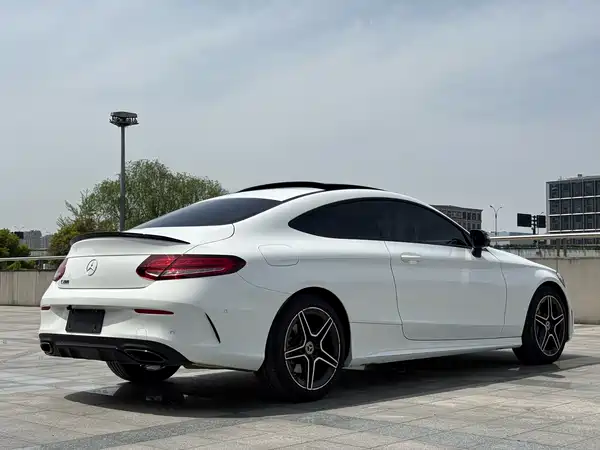 Mercedes-Benz C-Class 2023