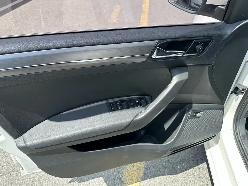 Volkswagen Santana 2023
