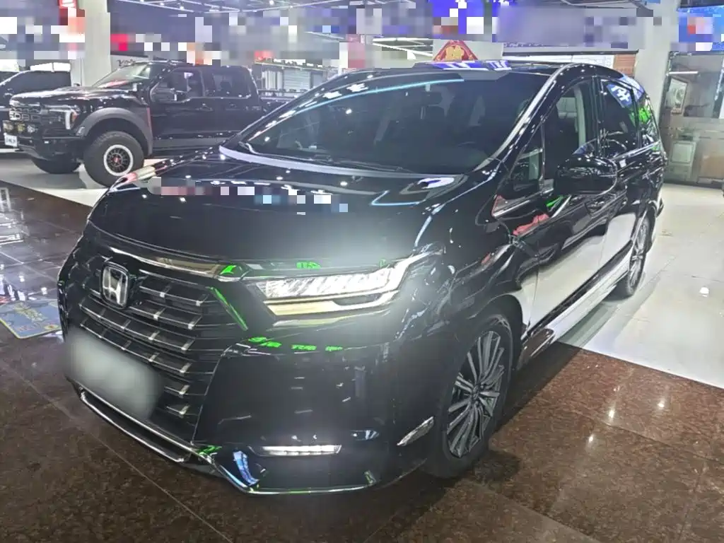 Honda Elysion 2022 — фото 1