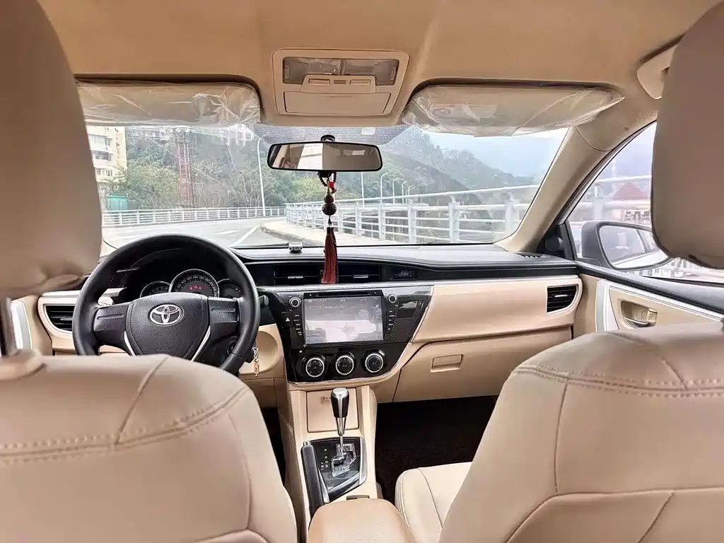 Toyota Corolla 2015
