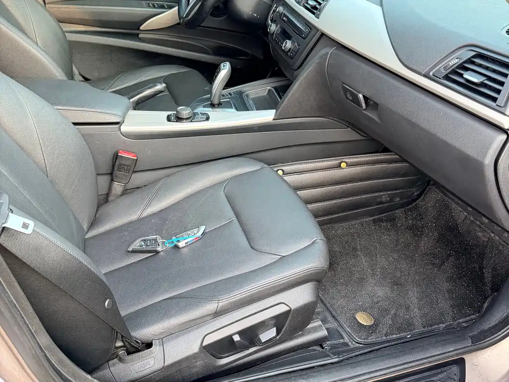 BMW 3 Series GT 2014 — фото 13