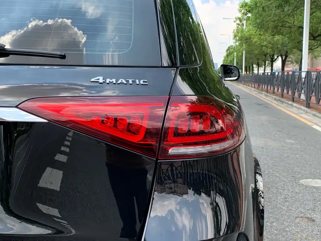 Mercedes-Benz GLE 2023 — фото 12