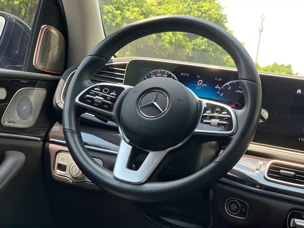 Mercedes-Benz GLE 2023 — фото 20
