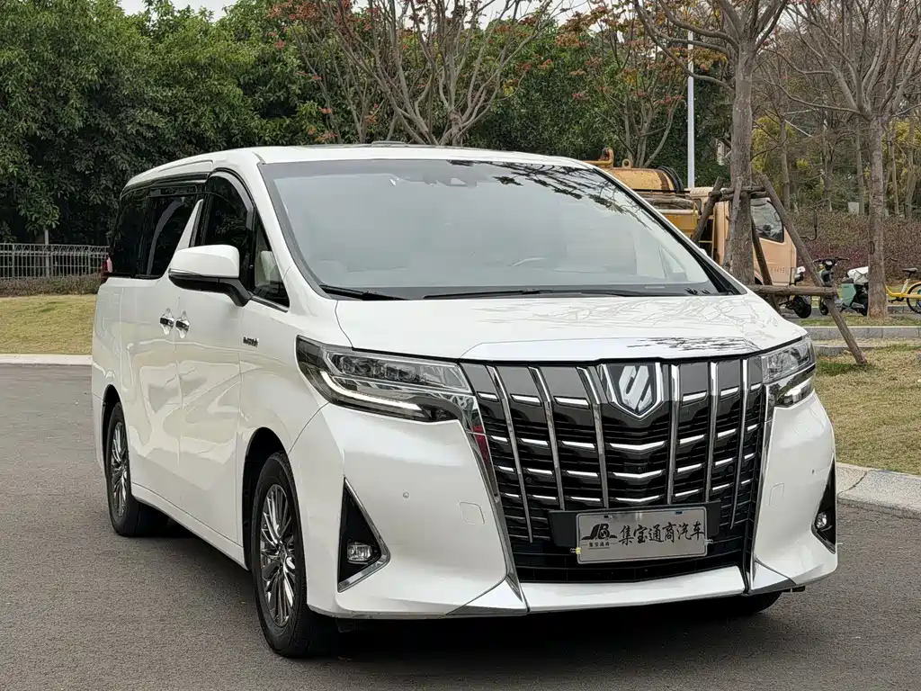 Toyota Alphard 2021 — фото 3