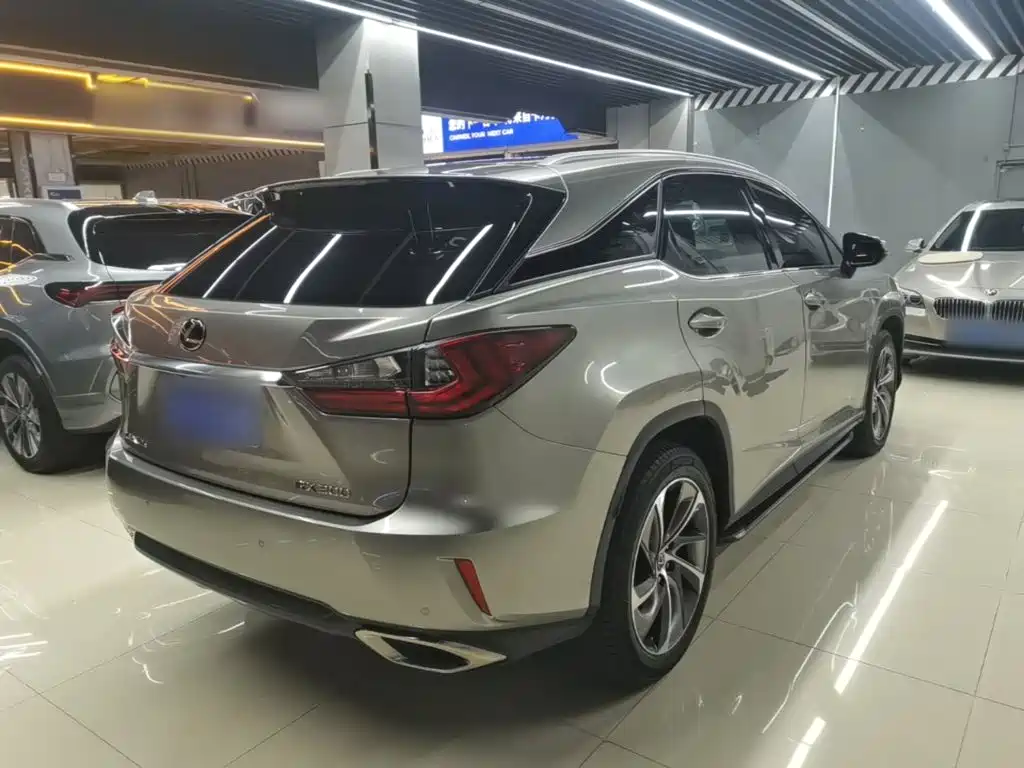 Lexus RX 2018 — фото 7