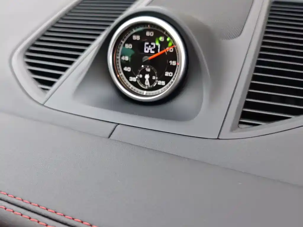 Porsche Macan 2015 — фото 12