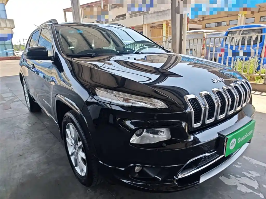 Jeep Cherokee 2018 — фото 4