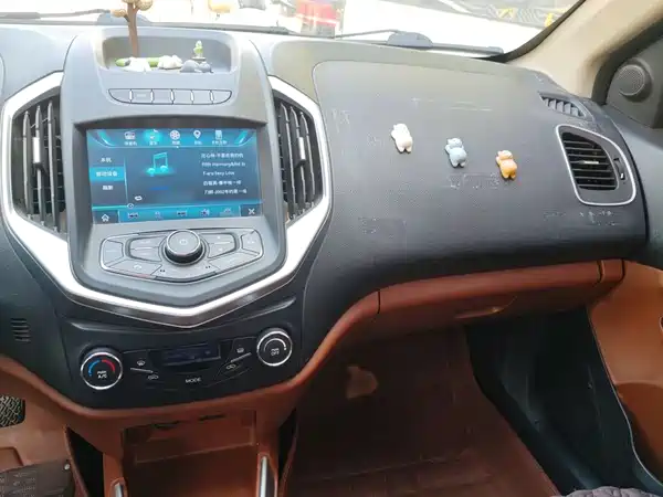 Geely King Kong 2016