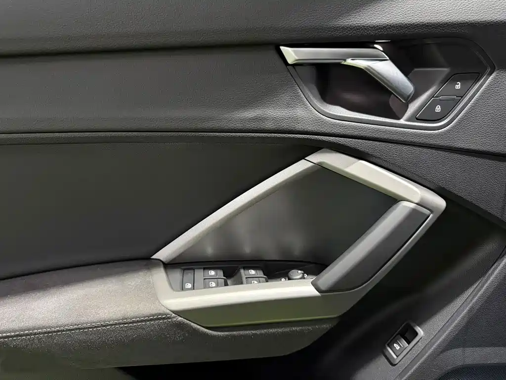 Audi Q3 2022 — фото 15