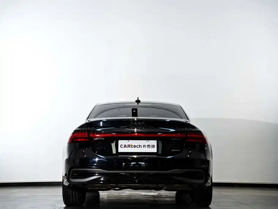 Audi A7L 2024 — фото 7