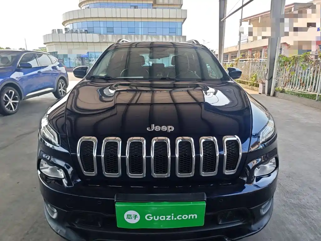 Jeep Cherokee 2016 — фото 3