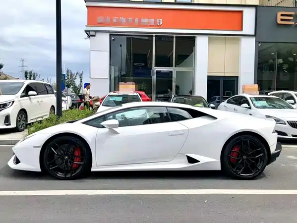 Lamborghini Huracan 2016