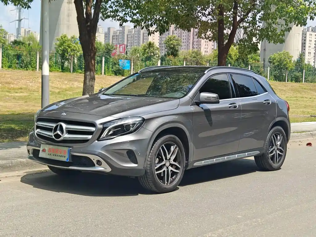 Mercedes-Benz GLA 2016