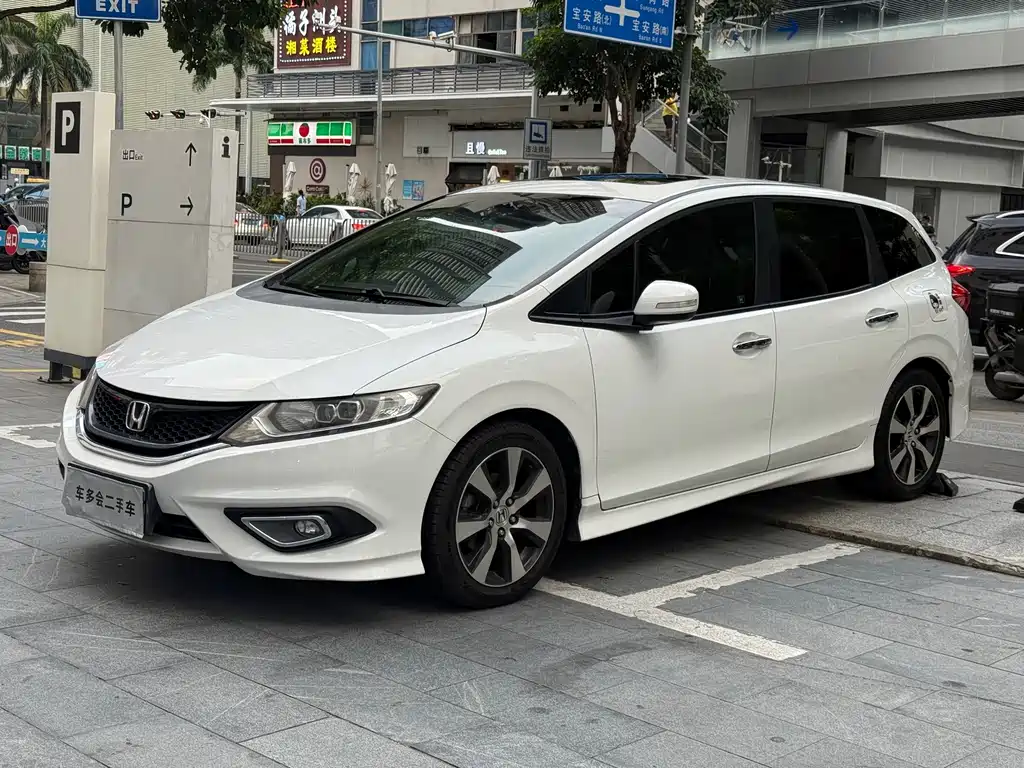 Honda Jade 2014 — фото 1