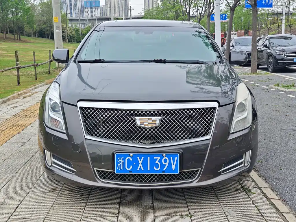 Cadillac XTS 2014 — фото 2