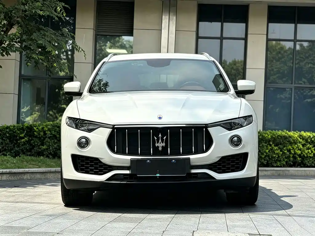 Maserati Levante 2017 — фото 2