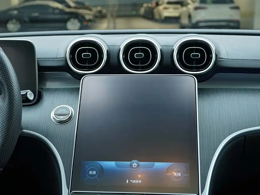 Mercedes-Benz C-Class 2022 — фото 17