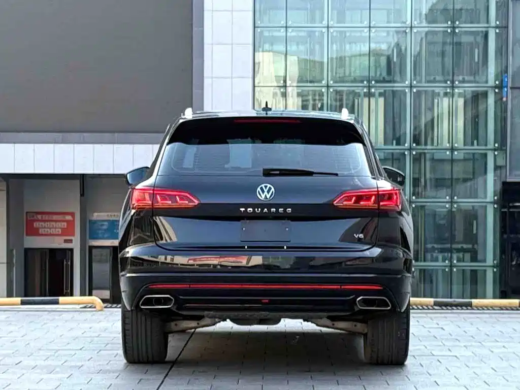 Volkswagen Touareg 2020 — фото 9