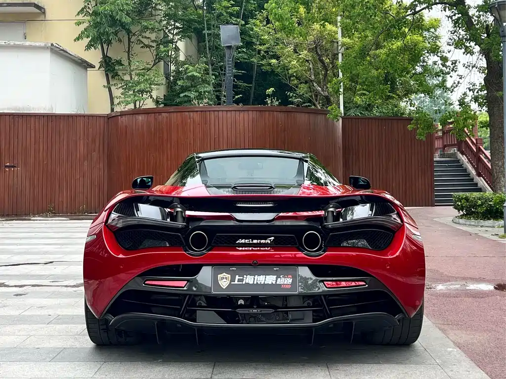 McLaren 720S 2021 — фото 7