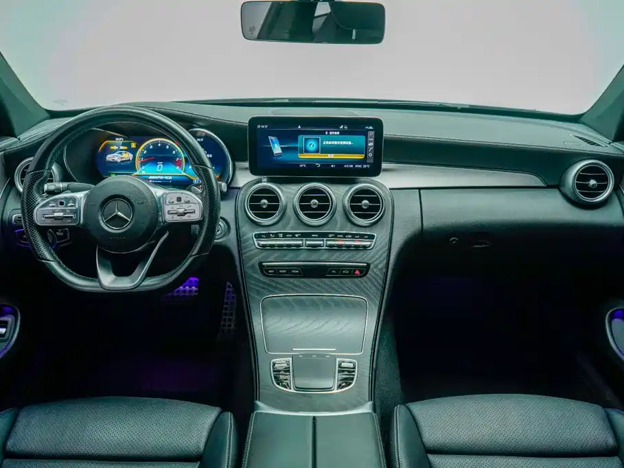 Mercedes-Benz C-Class 2021