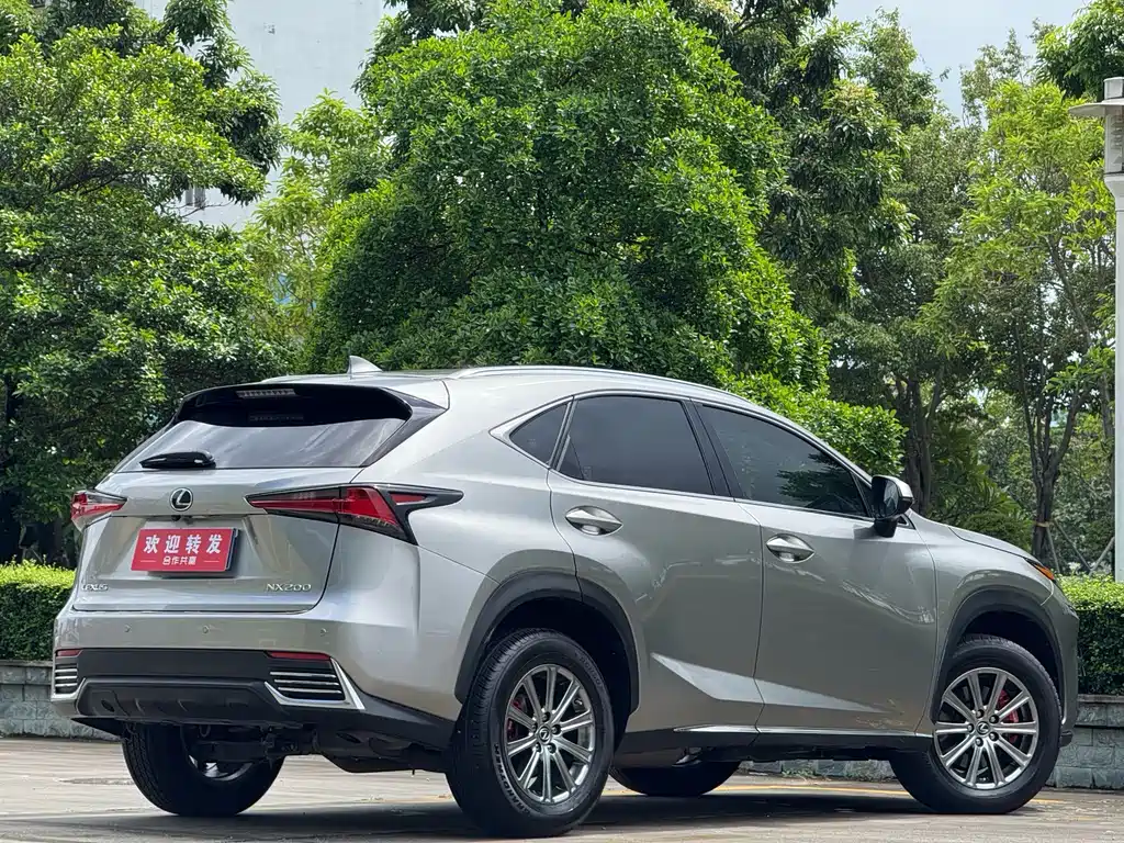 Lexus NX 2021 — фото 4