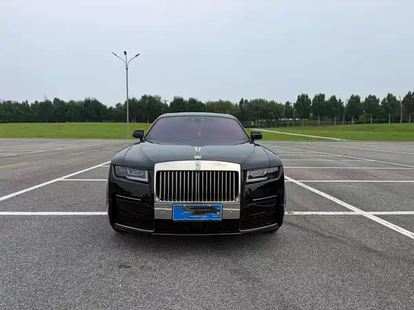 Rolls-Royce Ghost 2023