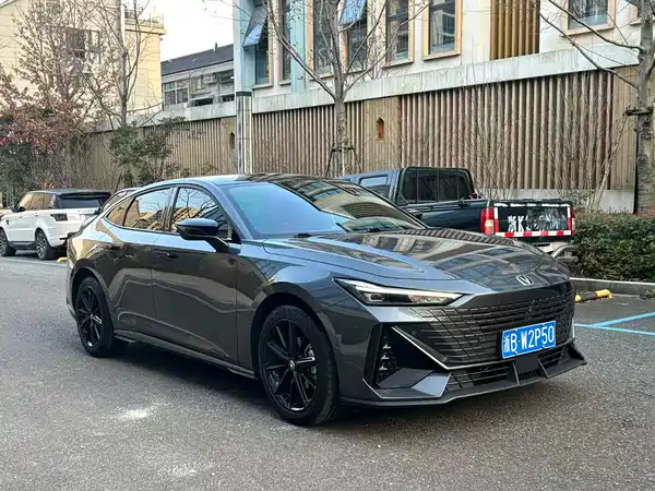 Changan UNI-V 2023