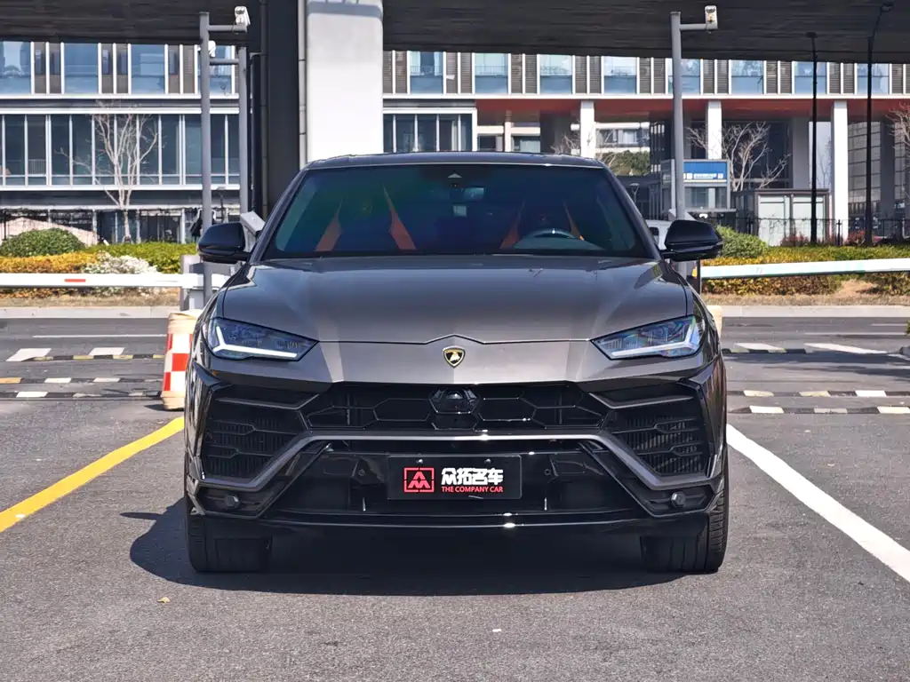 Lamborghini Urus 2022 — фото 2
