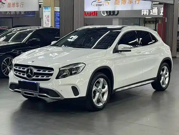 Mercedes-Benz GLA 2019